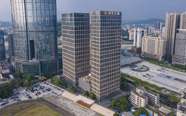 U Hotel Poly ZhongHui International Apartment