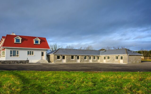 The Red Cottage & Stables