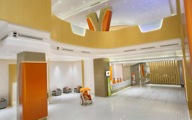 HARRIS Hotel & Conventions Bekasi