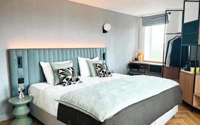 H4 Hotel Wyndham Paris Pleyel Resort