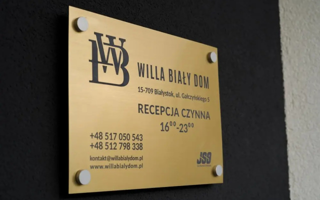 Willa Bialy Dom