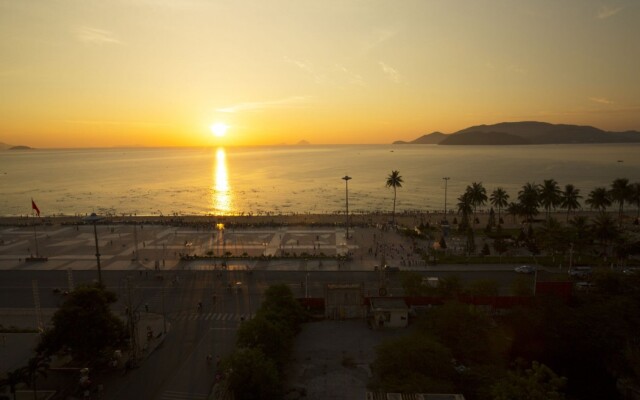 Happy Light Central Nha Trang