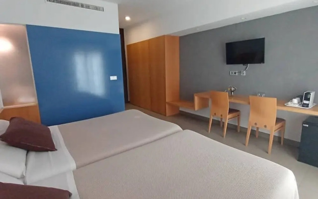 Hotel Alboran
