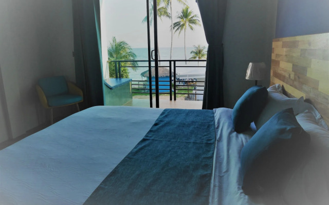 Three Trees Samui Resort - Sarocha Villa