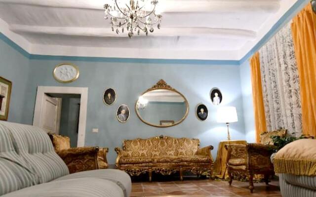 2 bedrooms house with sea view enclosed garden and wifi at Francolise