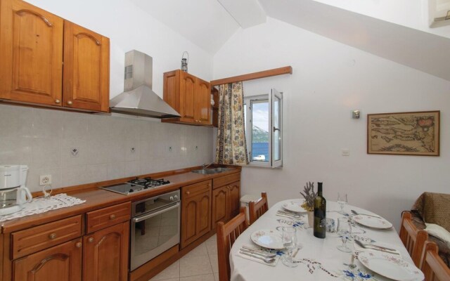 Awesome Home in Racisce With Wifi and 2 Bedrooms