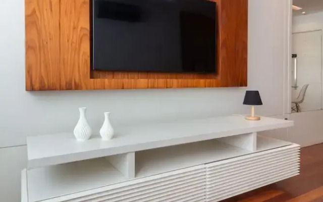 Modern Design Between Ipanema and Copacabana Bc405
