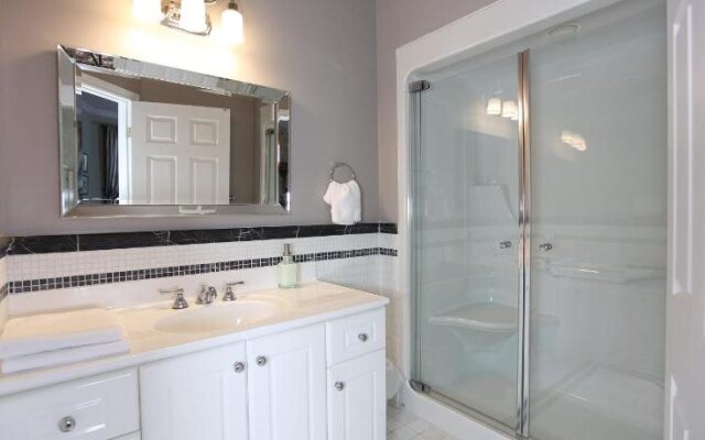 Markdale Manor Bed & Breakfast