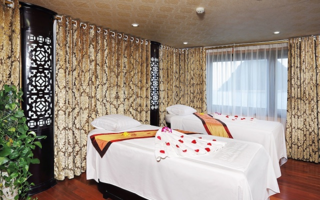 Scarlet Pearl Cruises – Guest Rooms – Ha Long