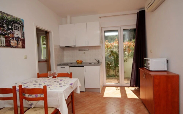 Jovize - Free Parking - A5