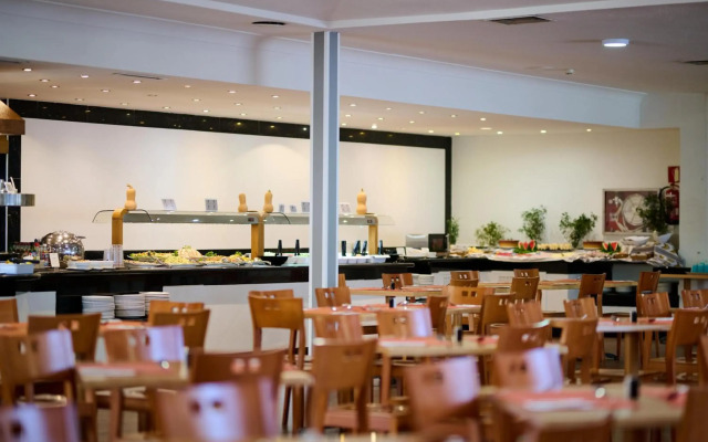 AluaSun Cala Antena – All Inclusive