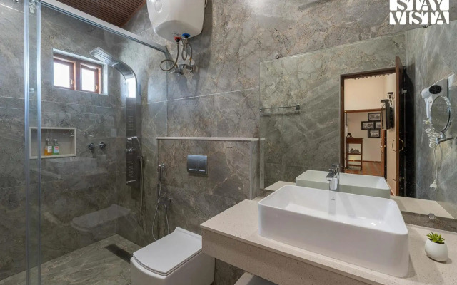 StayVista at Greenwood Bungalow