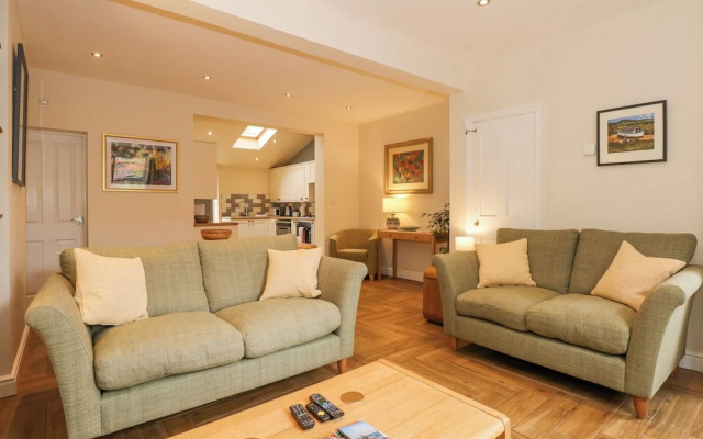 6 Melinda Cottage