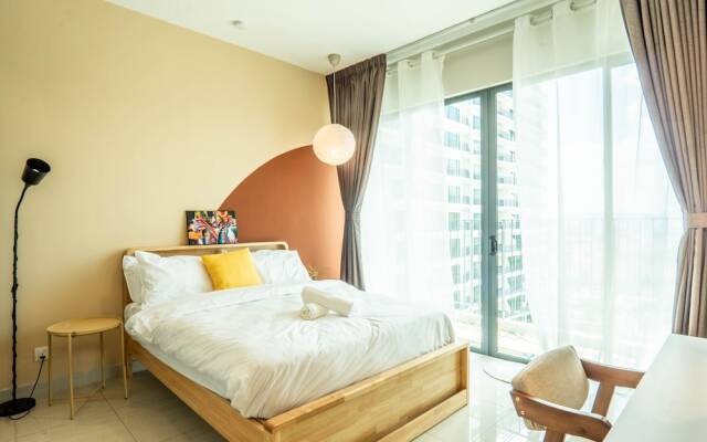 Datum Jelatek Residence by Airhost