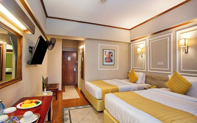 Maanzoni 680 hotel