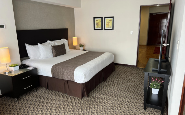 St Isidro Suites Corporate Housing SPA & Wellness Center