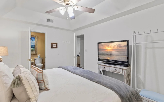 Sea Winds Condominiums C