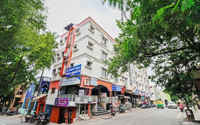 Spot on 49092 Hotel Prakruthi Boarding & Lodging
