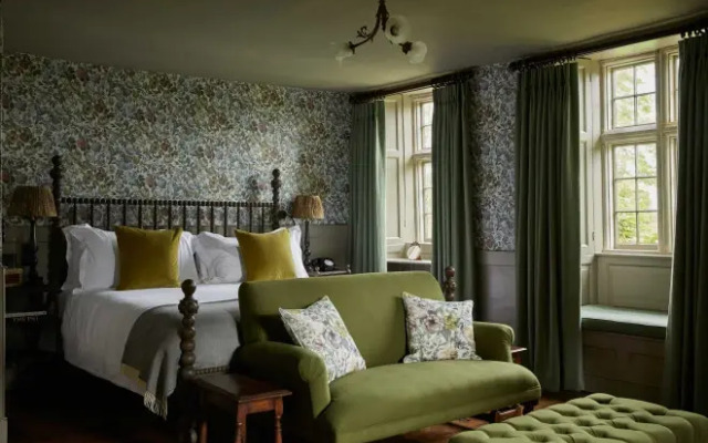 The Pig in the Cotswolds
