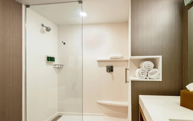 Courtyard by Marriott Winston - Salem Downtown