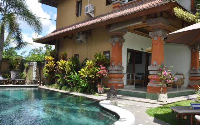 Uma Sari Cottage