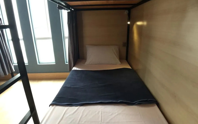 Cozycloud Backpackers Hostel