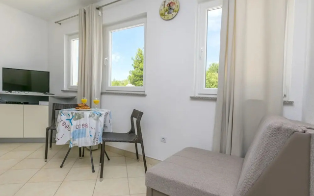 Apartments Villa J i M by the sea