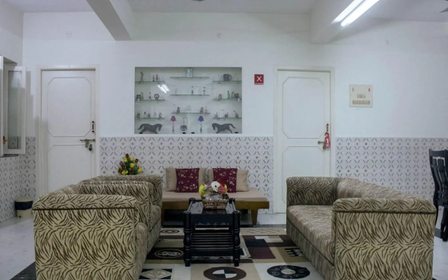 Rose Flower Service Apartment by OYO Rooms