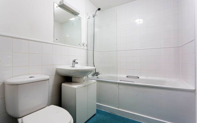 De Beauvoir Apartment