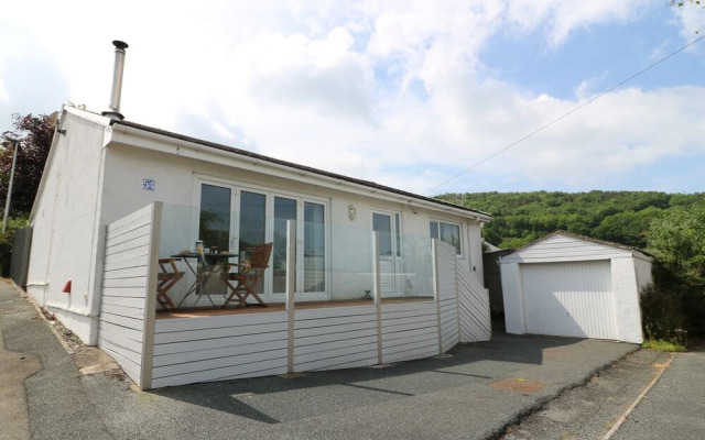 54 The Moorings
