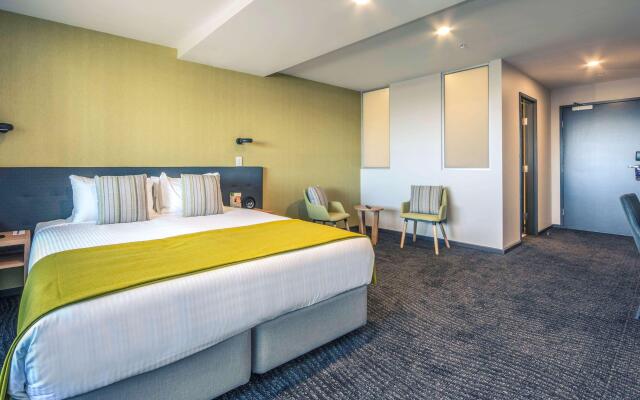 Mercure Melbourne Caroline Springs