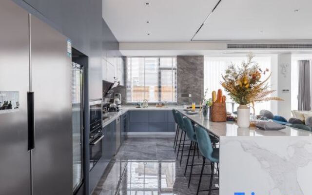 Shanghai Oak Su OAK·Parent-child Vacation·Pool Vacation Beauty Su