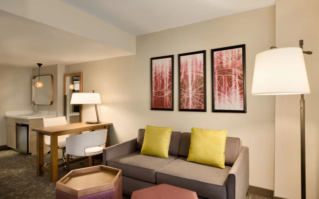 Embassy Suites by Hilton Phoenix Downtown North