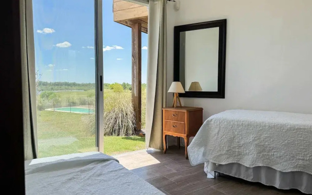 La Colina by Carmelodays