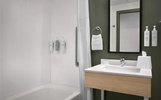 Spark By Hilton Northborough