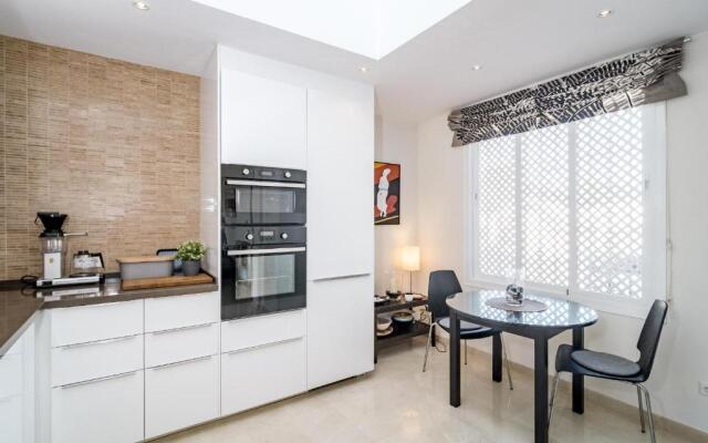 MA2- Sea views, walking distance to Puerto Banus