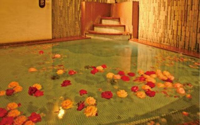 Shirokiya Grand Hotel