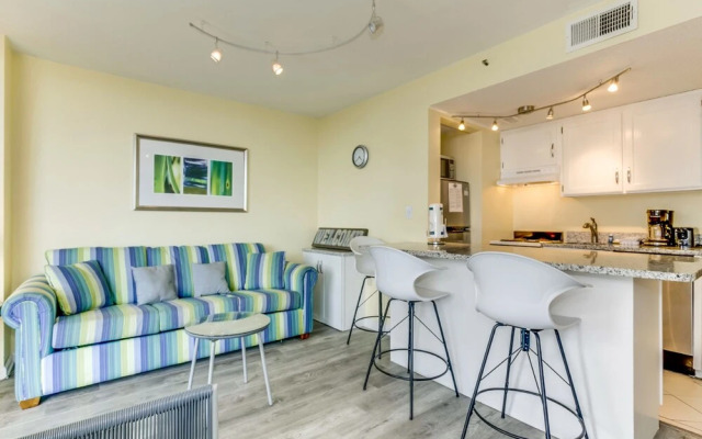 Hosteeva Oceanview Condos