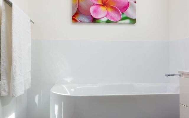 Beach & Bay Holiday House