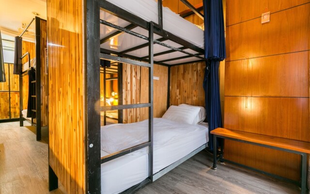 Oyo 708 The Cozi House Hostel