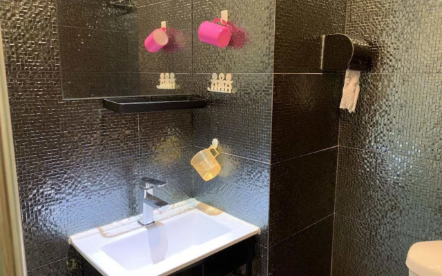 Lucky Guest House