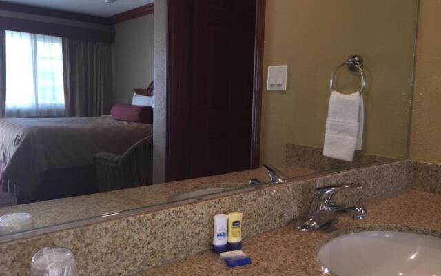 Thunderbird Lodge in Riverside