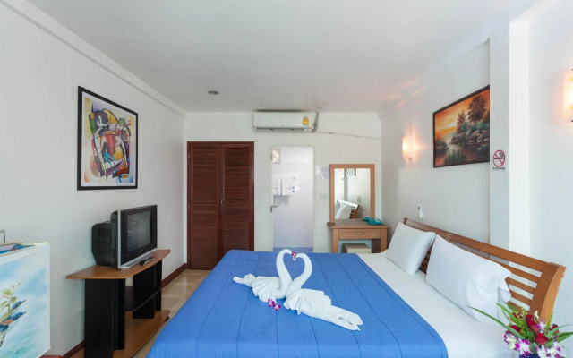 The Expat Hotel