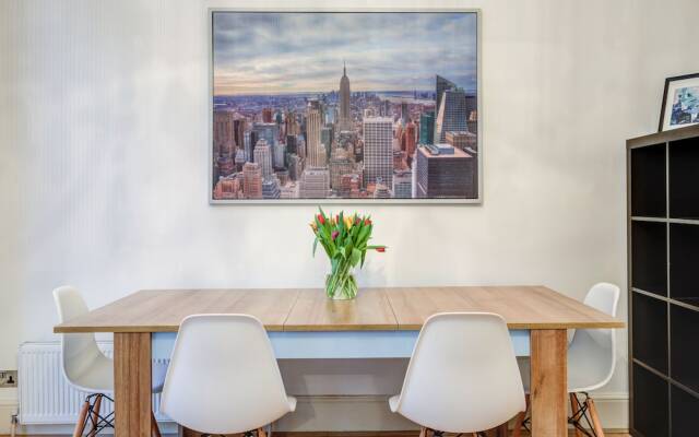 Kings Road Apartment
