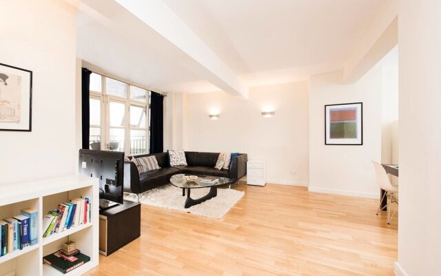Spacious 2BR Apartment in Shoreditch