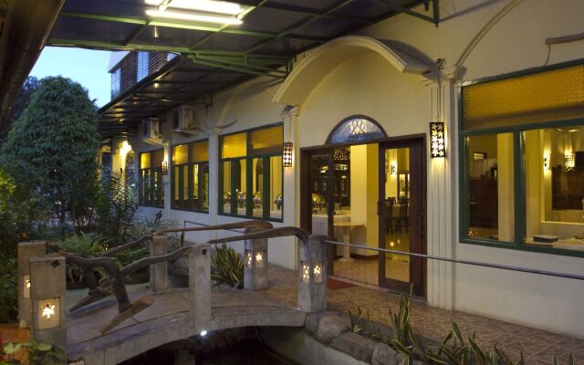 SARE Suites