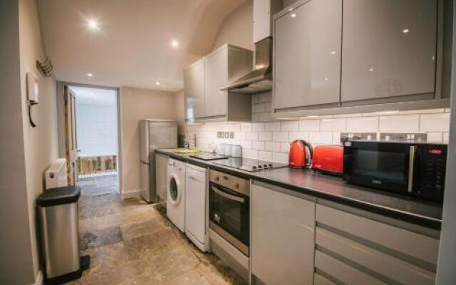 Brownlow Villa