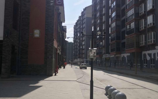 Thank Inn Hotel Guiyang Qingzhen Transporation Vocational And Technical College – Outside – Guiyang