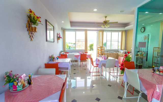 Chayadol Resort