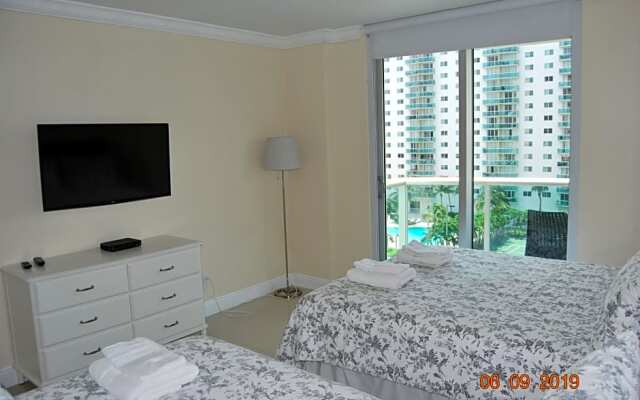 Ocean Reserve Piso 7 STR-310